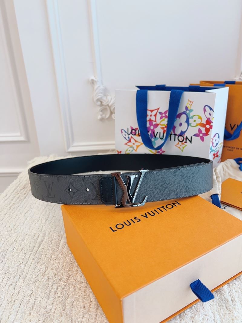 l0vis Vvtt0n belts